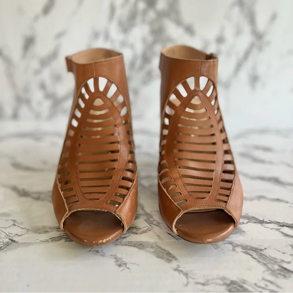 Audrey Brooks Kansan Booties Cognac Brown Laser Cut Peep Toe Gladiator 10
